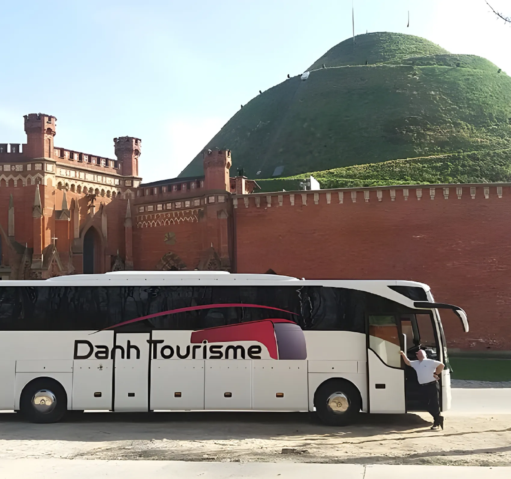 danh-tourisme-entreprise-transports-visuel-pourquoi-choisir-danh-tourisme-pour-vos-voyages